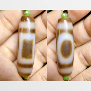 Dzi bead vuông tròn hàng A thân mã não ngọc cực đẹp có chu sa