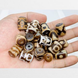 Đá dzi bead thiên châu trụ ngắn giá rẻ các vân mắt phổ biến
