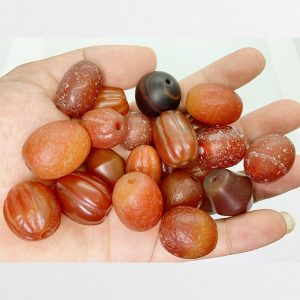 Tổng hợp hạt mã não đỏ chất già mã não bí ngô, tròn, trụ hàng thiên nhiên