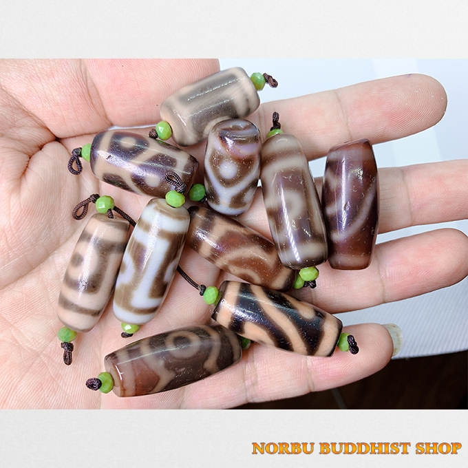 10-vien-dzi-bead-hang-a-than-ngoc-size-ngan-de-mix-nhieu-van-doc-la-chat-sieu-dep 10 viên dzi bead hàng A thân ngọc size ngắn dễ mix nhiều vân độc lạ chất siêu đẹp