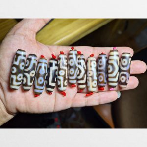 11 viên đá dzi bead hàng B với chu sa dải mạnh mẽ size ngắn dễ mix vòng và đẹo chất đẹp