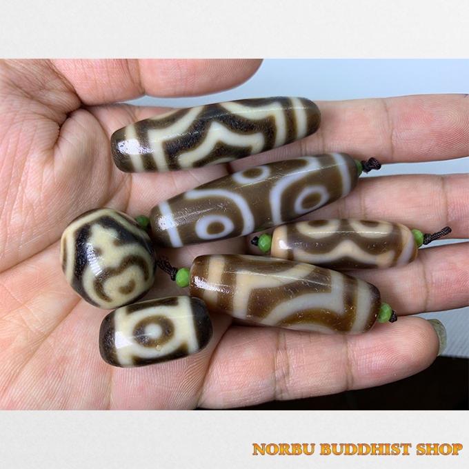 6-vien-dzi-bead-co-3-vien-same-old-sieu-pham-va-3-vien-than-ngoc-hong-dep 6 viên dzi bead có 3 viên same old siêu phẩm và 3 viên thân ngọc hồng đẹp