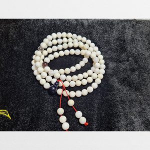 Chuỗi tràng hạt 108 sò hóa thạch cổ đại 8mm đã mix kèm dây đỏ