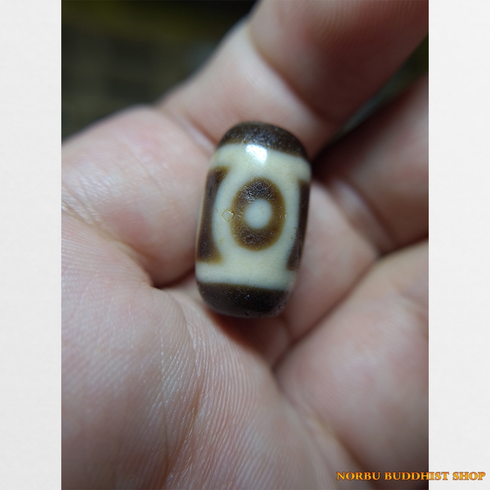 Dzi bead 3 mắt same old dạng ngắn mini nhỏ với chất đá cận old nhất có thể hàng Đài Loan