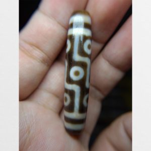 Dzi bead 9 mắt hàng A chất mã não trắng nâu đẹp chu sa chấm li ti phủ kín thiên châu