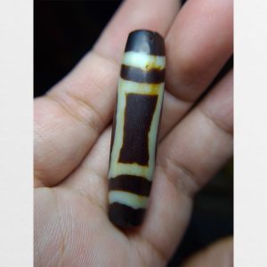 Dzi bead vuông tròn chất chong dzi same old mã não già đã phong hóa mạnh mẽ