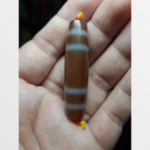 Same old chong dzi bead cận cổ chong thiên châu Tây Tạng thân nâu chất ngọc thông đèn