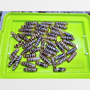 Tổng hợp dzi bead 2 mắt thân mã não non màu ivory nhạt giá rẻ