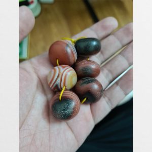 Mã não Tây Tạng 6 viên lu thống Agate già mix vòng với dzi vân nổi đẹp