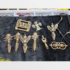 Thokcha đồng cỗ củ Tây Tạng dao Phurba Garuda pháp khí đeo cổ Mật tông