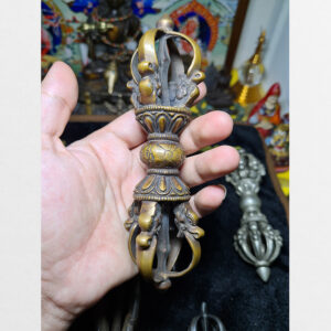 Chày kim cương 5 chấu antique nghệ thuật Tây Tạng với hoa văn và khắc chi tiết độc đáo hiếm có