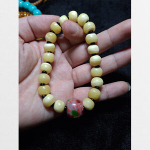 Chuỗi vòng mix hạt xương yak với lưu li màu Tibet đẹp