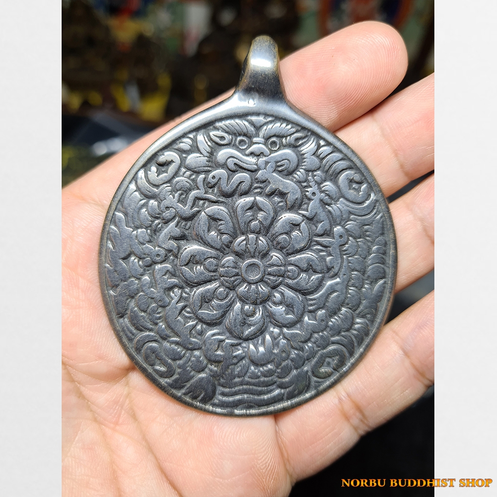 Cửu cung Văn Thù Bát Quái Melong cỡ lớn nền đen bạc antique 16