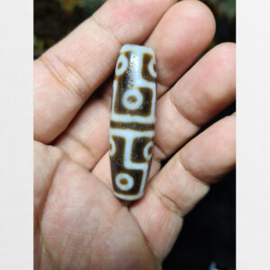 Dzi bead 12 mắt size nhỏ chất đẹp bóng lạ