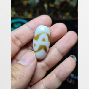 Dzi bead sóng giữa thân trắng vân vàng cam hình thoi đẹp