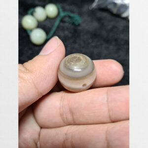 Hạt mã não tròn cỡ lớn từ Tibet