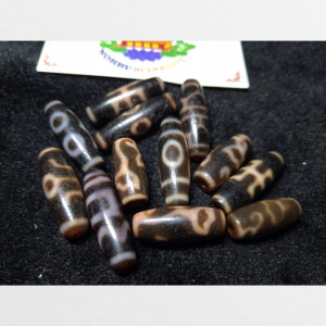 Tổng hợp 12 viên dzi bead lên vân huyết cỡ ngắn chất đẹp