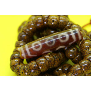 Dzi bead 10 mắt thân ngọc A