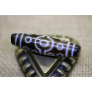 Dzi bead 15 mắt thân già hiếm gặp AVIP 133