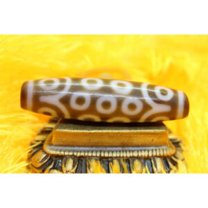 Dzi bead 21 mắt thân ngọc già A 117