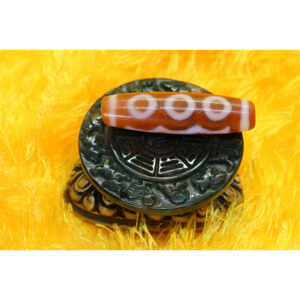 Dzi bead 5 mắt thân ngọc A 122