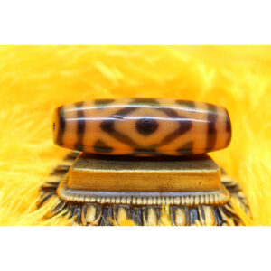 Dzi bead kim cang thân ngọc A 105