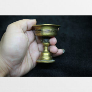 Chén đồng cổ làm đèn bơ cúng dường Tibet