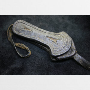 Đai dọc cỡ lớn phụ kiện phục trang người Tạng từ da yak lâu đời