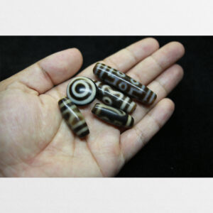 Dzi bead mắt dê mai rùa 7 mắt thiên địa 2 mắt chất đẹp