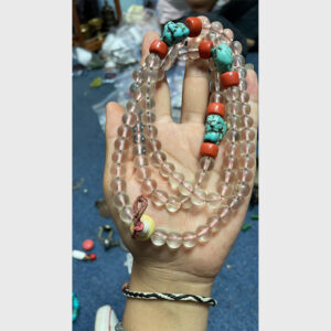 Chuỗi pha lê mix lưu li đỏ và lam ngọc