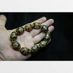 Vòng tay dzi bead răng hổ chất đẹp sưu tầm