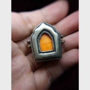 Hộp gau mini chất đồng đẹp lâu năm từ Tibet