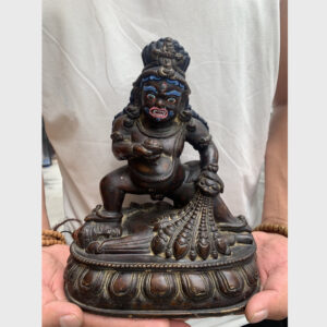 Khách đã thỉnh: tôn tượng cổ ngài Hoàng Thần Tài Đen Black Zambala