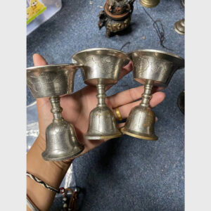 Bộ ly đồng tráng bạc hoa văn 3 cái từ Tibet