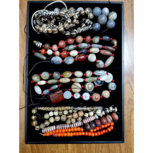 BST chuỗi hạt pumtek hạt cổ mã não 100 năm dzi mắt dê... tại Norbu Shop