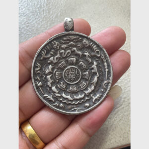 Cửu cung cổ bằng bạc nguyên chất Tây Tạng