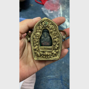 Hộp gau Tibet sẵn tượng bên trong