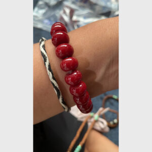 Vòng tay lưu li đỏ hạt lớn chất đẹp tựa san hô đỏ