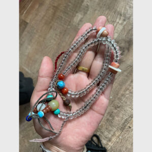 Chuỗi hạt pha lê cổ mix lam ngọc mã não