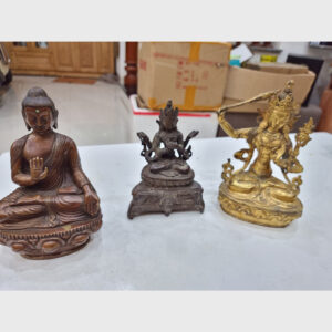 Khách đã thỉnh: tượng cổ ngài Thích Ca ngài Văn Thù