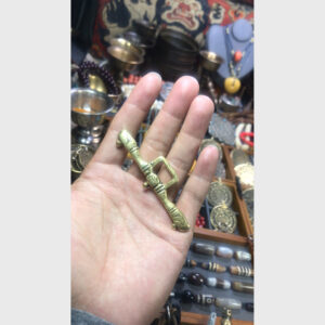 Thokcha cổ 100 năm hình lạ