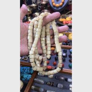 Chuỗi xương cổ đặc biệt từ Lhasa