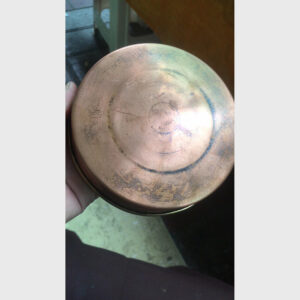 Mandala đồng thực hành cúng dường trên tay hiếm gặp