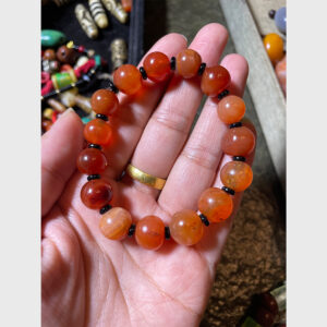 Vòng mã não nam hồng cổ năm bản 1