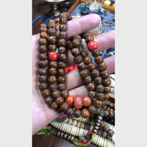 Chuỗi hạt raktu cổ mix mã não 100 năm