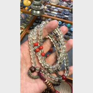 Chuỗi liuli trong cổ chất đẹp Lhasa