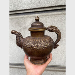 Bình nước đồng lớn hoa văn Tibet chất đẹp
