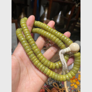 Chuỗi hạt bối mài dẹt già màu xanh lá mạ hiếm gặp