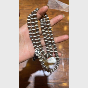 Chuỗi hạt dzi Dược Sư vân trắng