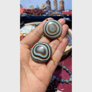 Dzi bead mắt dê lukmi size lớn từ Tibet